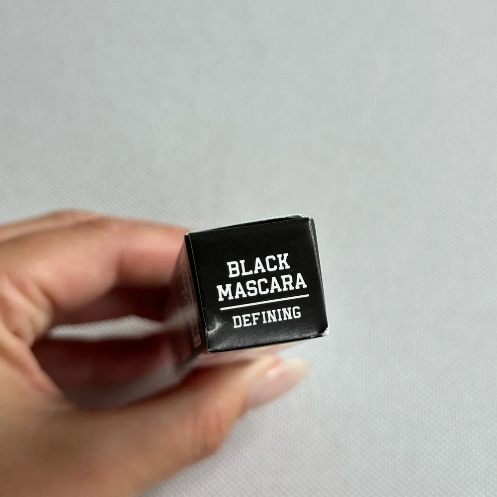 NWT theBalm Cosmetics Big Fan Defining Mascara